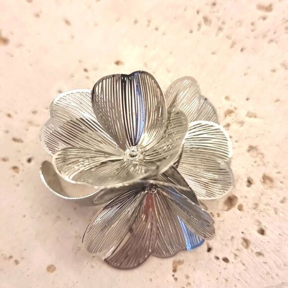 New ZARA cascading flowers silver ring - Picture 6 of 13